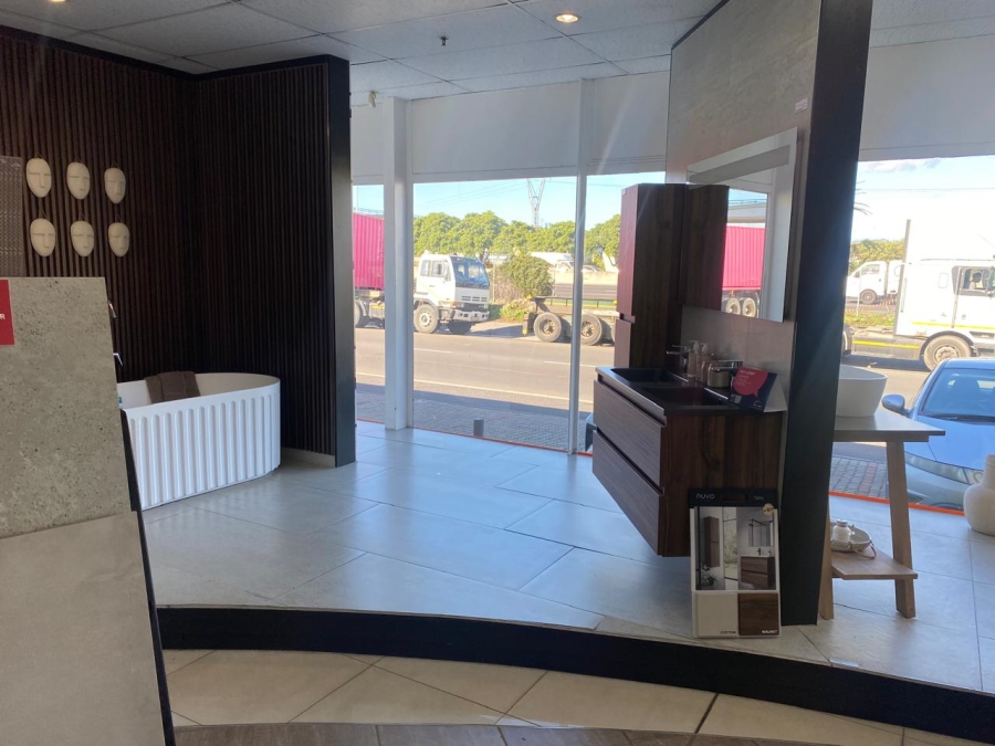 To Let commercial Property for Rent in Paarden Eiland Western Cape